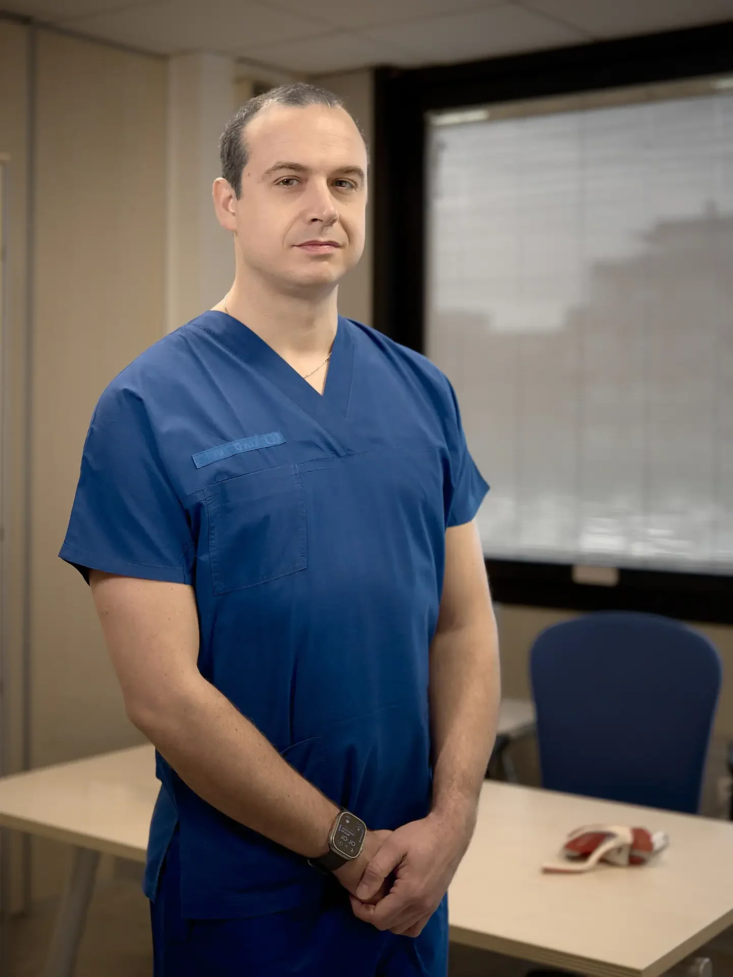 Il Dr. Filippo Tonelli, specialista in ortopedia e traumatologia, nella sezione dedicata a formazione e qualifiche